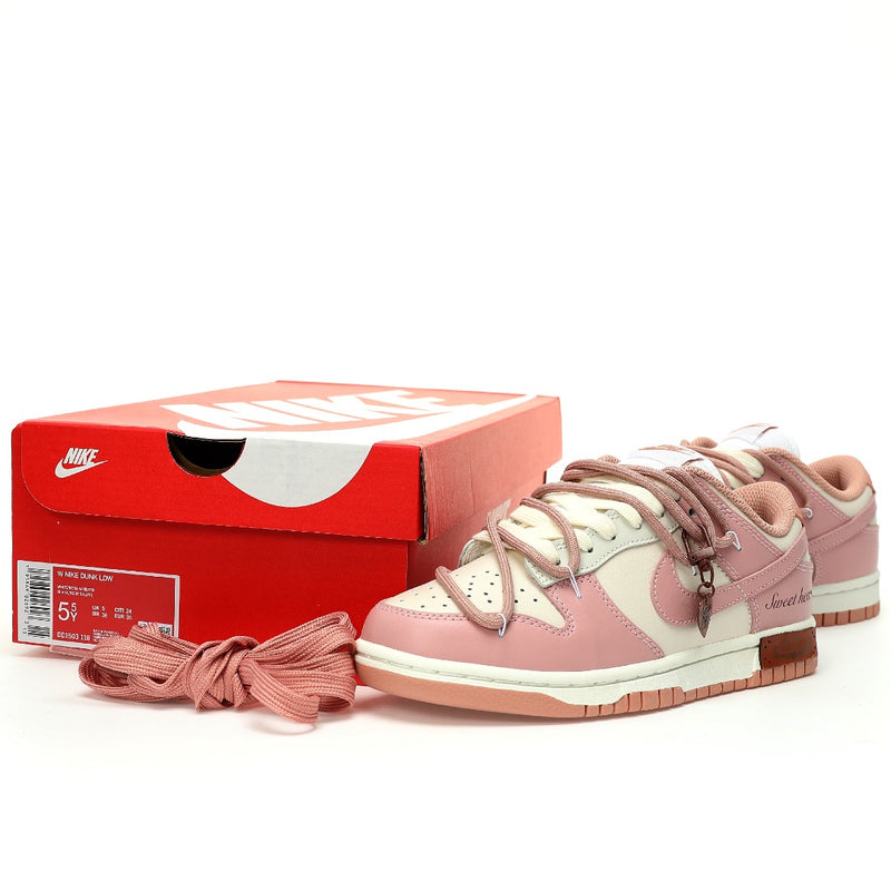 NIKE SB DUNK LOW GS "PINK/WHITE"