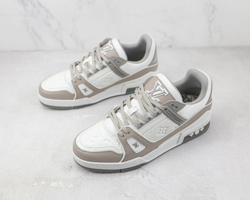 LOUIS VUITTON TRAINER LOW GREY WHITE