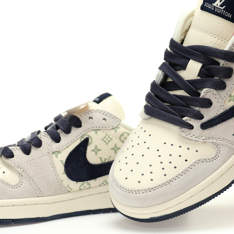 AIR JORDAN 1 LOW OG SP BEIGE/NAVY LV MONOGRAM