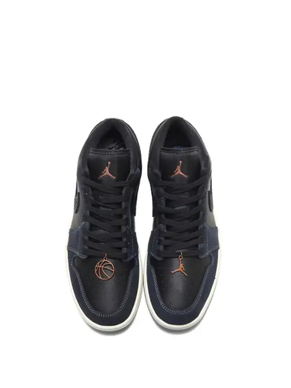 AIR JORDAN 1 LOW SE BLACK DARK OBSIDIAN SNAKESKIN