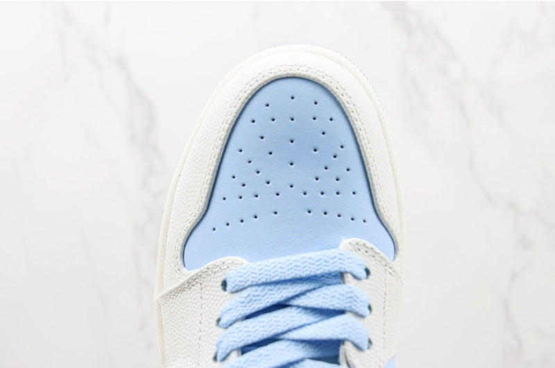 Jordan 1 Low Reverse Ice Blue