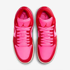 Jordan 1 Low SE Pink Blast (Women's)